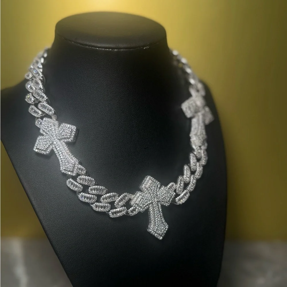 Cuban Cross Link Necklace 20inch